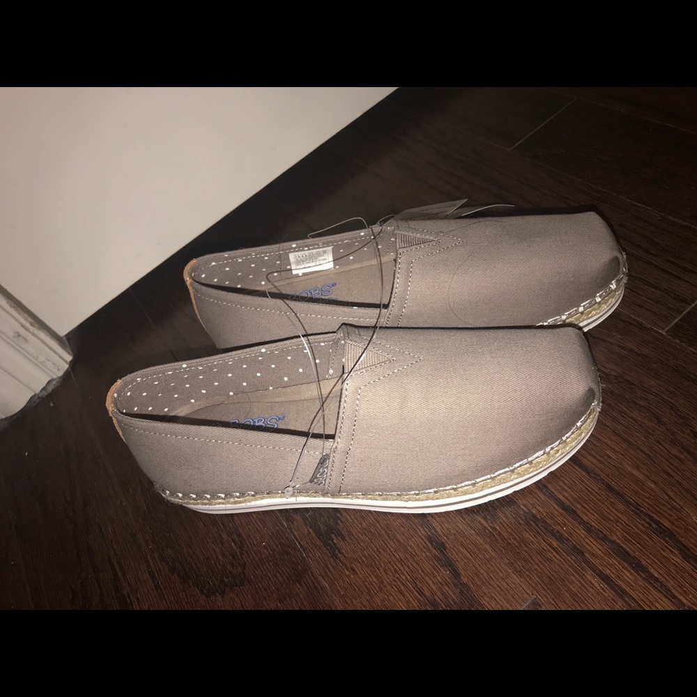 Bobs Shoes - Picture 4 of 7